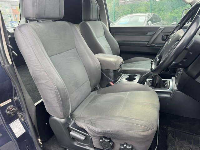 Mitsubishi Shogun Suv 3.2 Di-dc Equippe 2008 Blue #11