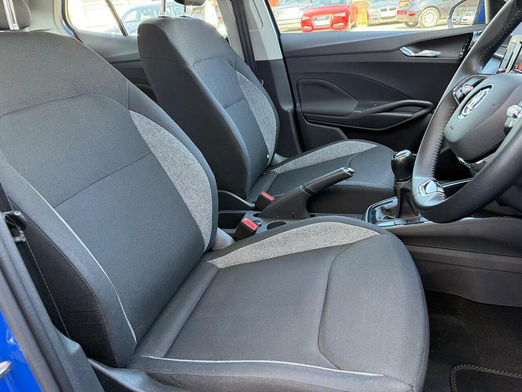 Skoda Fabia 1.0 Mpi Se Comfort Hatchback Eur FH23RXL Blue #2
