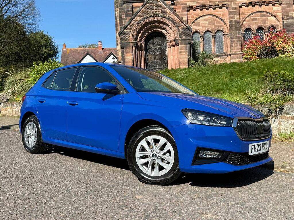 Skoda Fabia 1.0 Mpi Se Comfort Hatchback Eur Blue