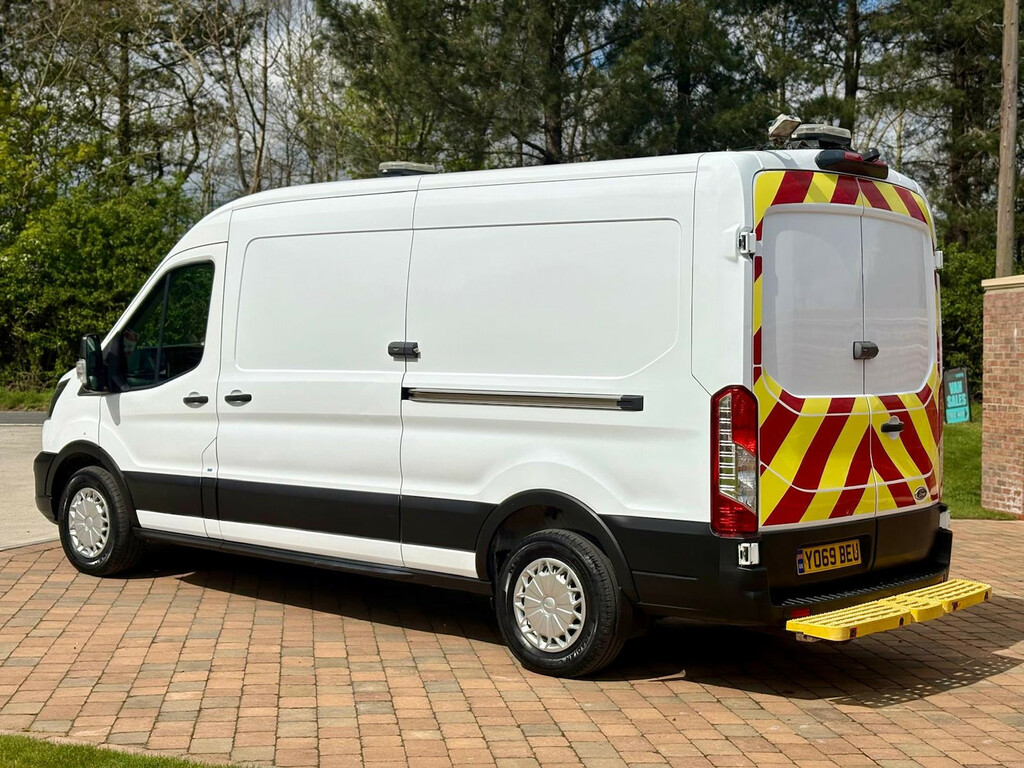 Ford Transit Custom Diesel YO69BEU #4