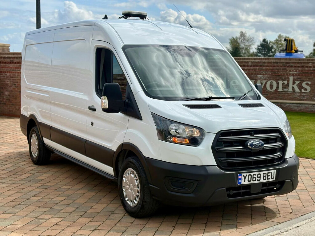 Ford Transit Custom Diesel YO69BEU #2