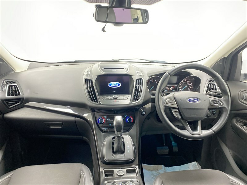 Ford Kuga 2.0 Tdci 180 Titanium OY17XSP White #4