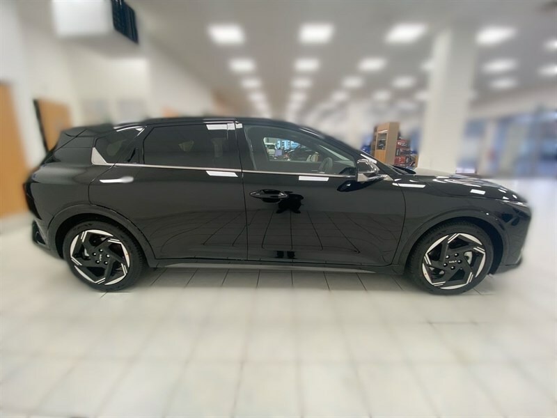 Kia  1.0T-gdi 115 48V Gt-line S Dct CP75OSK Black #5