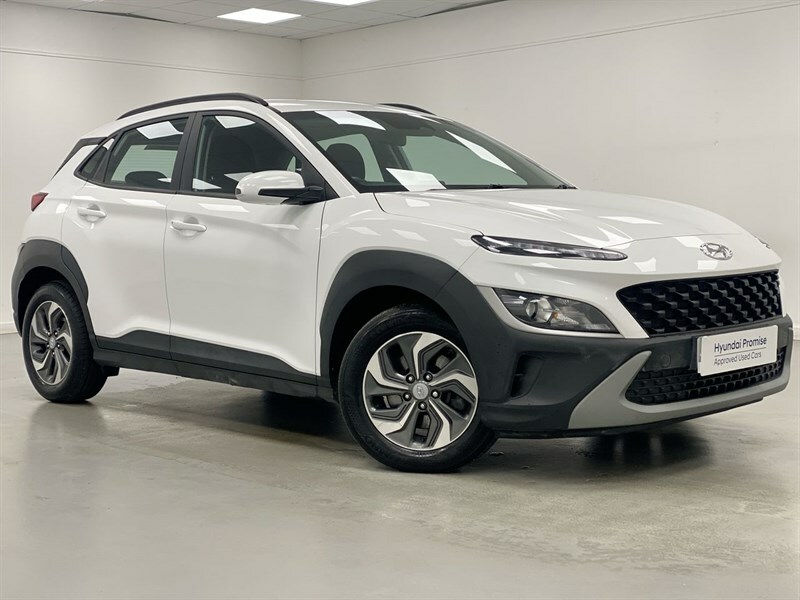 Hyundai Kona 1.6 Gdi Hybrid Se Connect Dct White