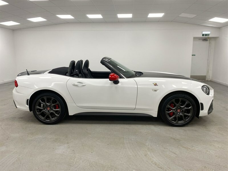 Abarth 124 Spider 1.4 T Multiair White #5