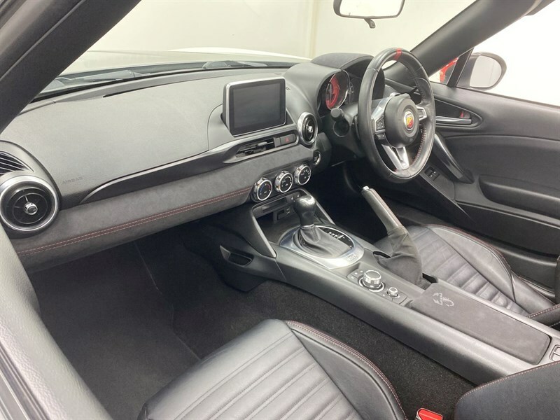 Abarth 124 Spider 1.4 T Multiair White #2