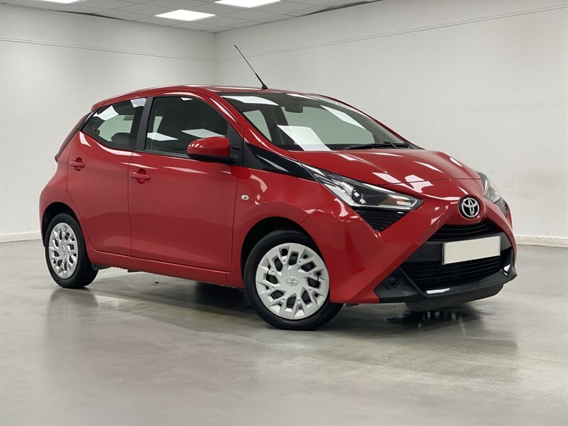 Toyota Aygo 1.0 Vvt-i X-play Red