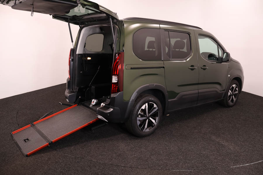 Peugeot Rifter 1.5 Hdi 130 Gt Green #3