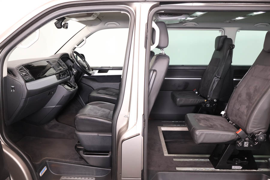 Volkswagen Caravelle Caravelle T6 2.0 Dsg Executive YJ16CUK Beige #6