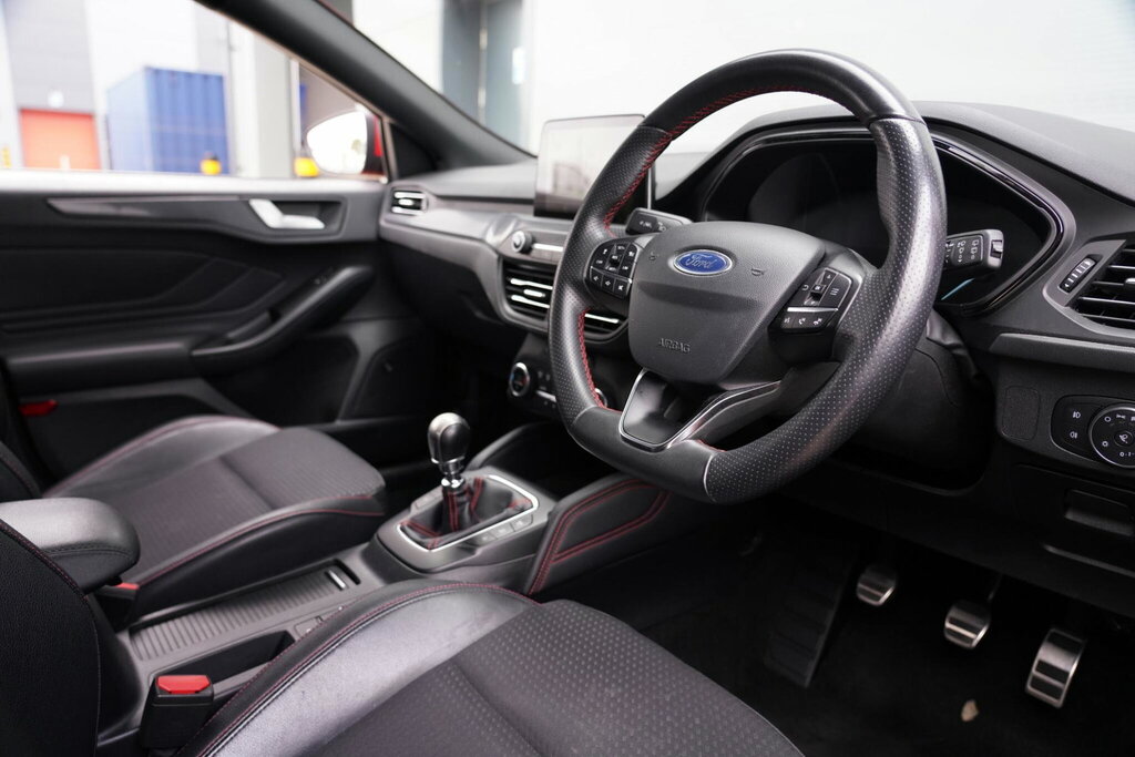 Ford Focus 2.0 Ecoblue St-line X Euro 6 Ss  #2
