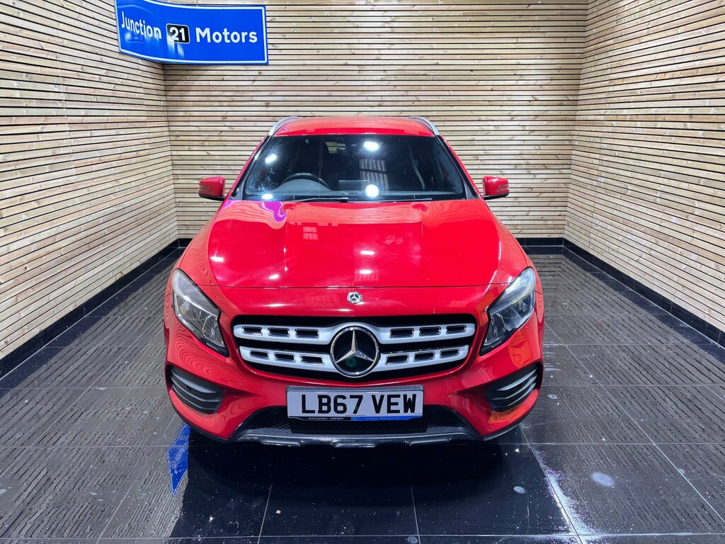Mercedes-Benz GLA Class 2.1 Gla200d Amg Line Executive Suv 7G LB67VEW Red #2
