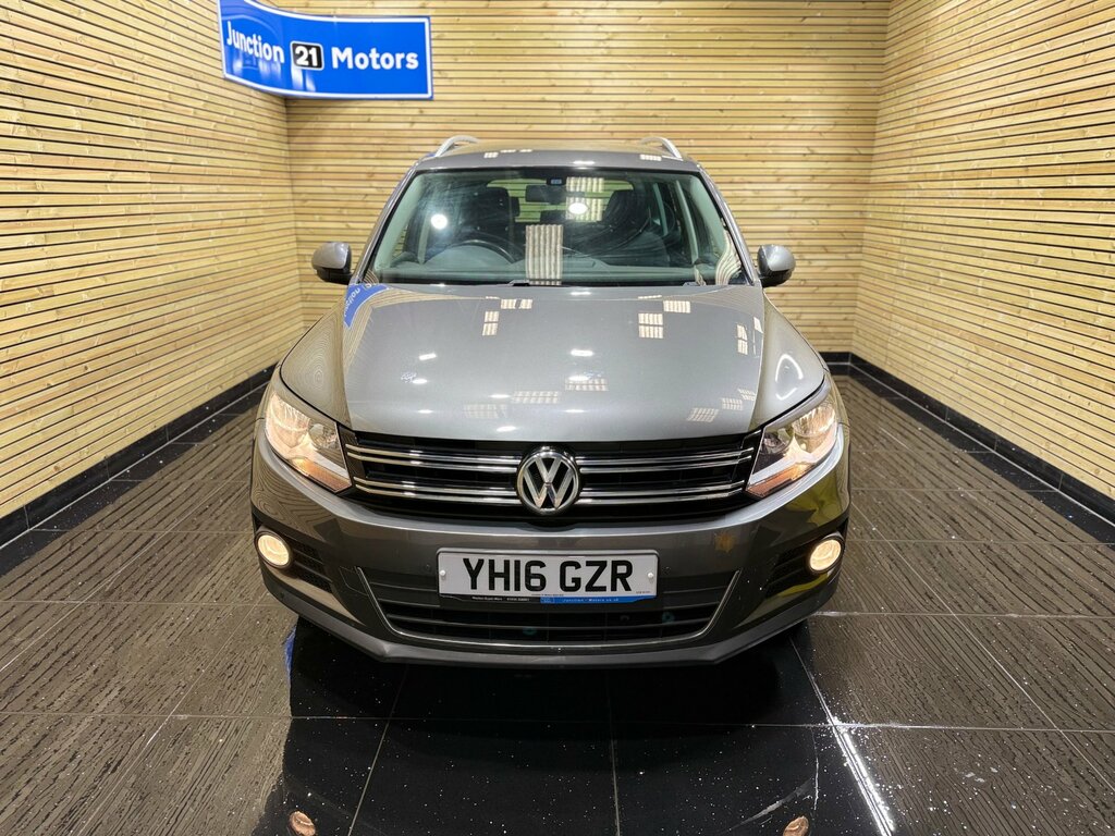 Volkswagen Tiguan 2.0 Tdi Bluemotion Tech Match Edition Suv Dies YH16GZR Grey #2