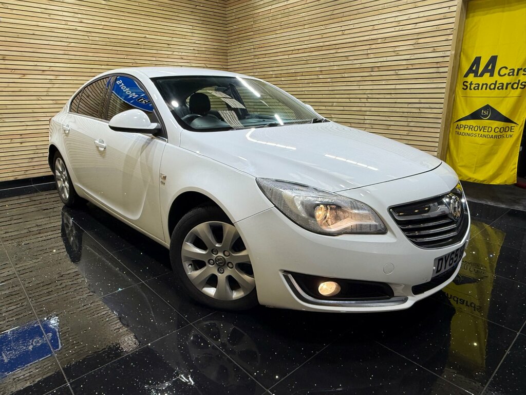 Vauxhall Insignia 2.0 Cdti Ecoflex Sri Nav Hatchback Manu DY65GUU White #5