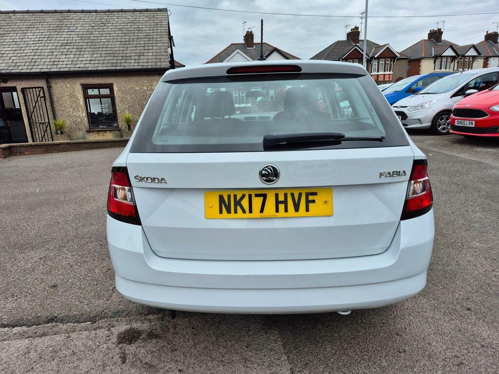 Skoda Fabia 1.4 Tdi S Estate White #4