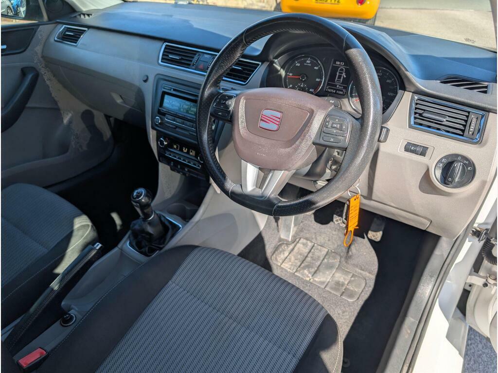Seat Toledo 1.6 Tdi Cr Se Hatchback White #16