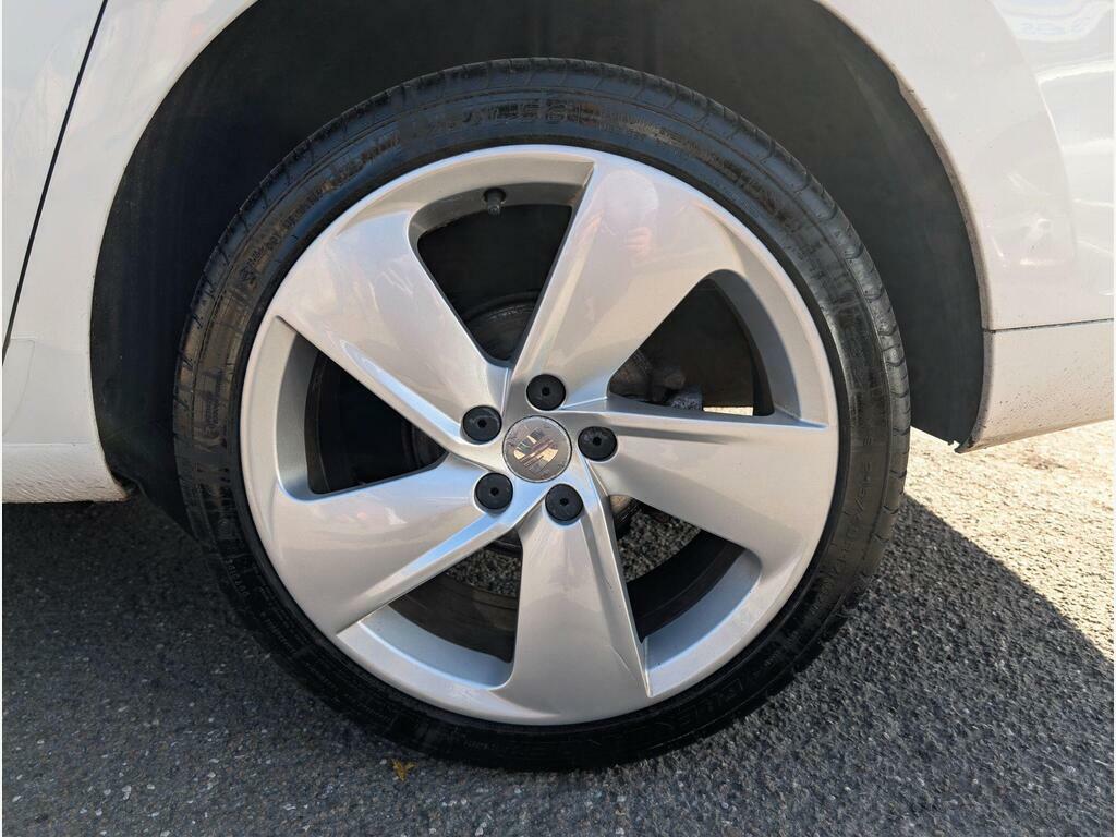 Seat Toledo 1.6 Tdi Cr Se Hatchback White #38