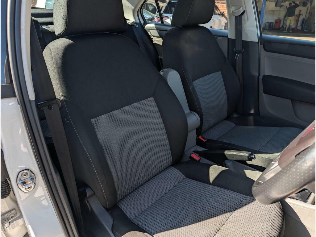 Seat Toledo 1.6 Tdi Cr Se Hatchback White #18