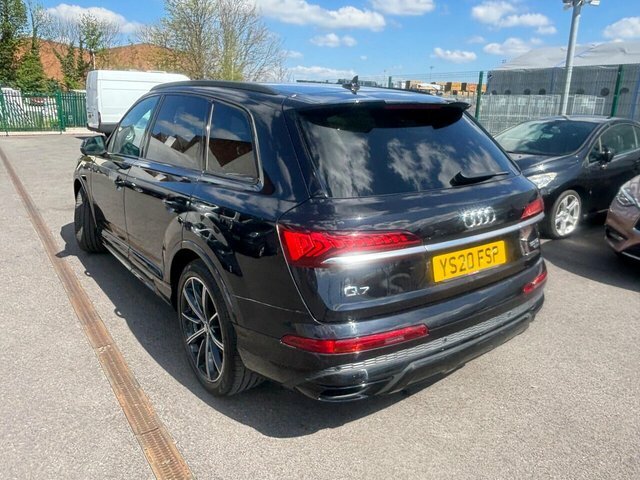 Audi Q7 3.0 Tdi V6 50 Black Edition Tiptronic Quattro Euro YS20FSP Black #4