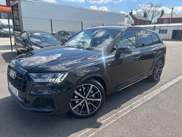 Audi Q7 3.0 Tdi V6 50 Black Edition Tiptronic Quattro Euro YS20FSP Black #3