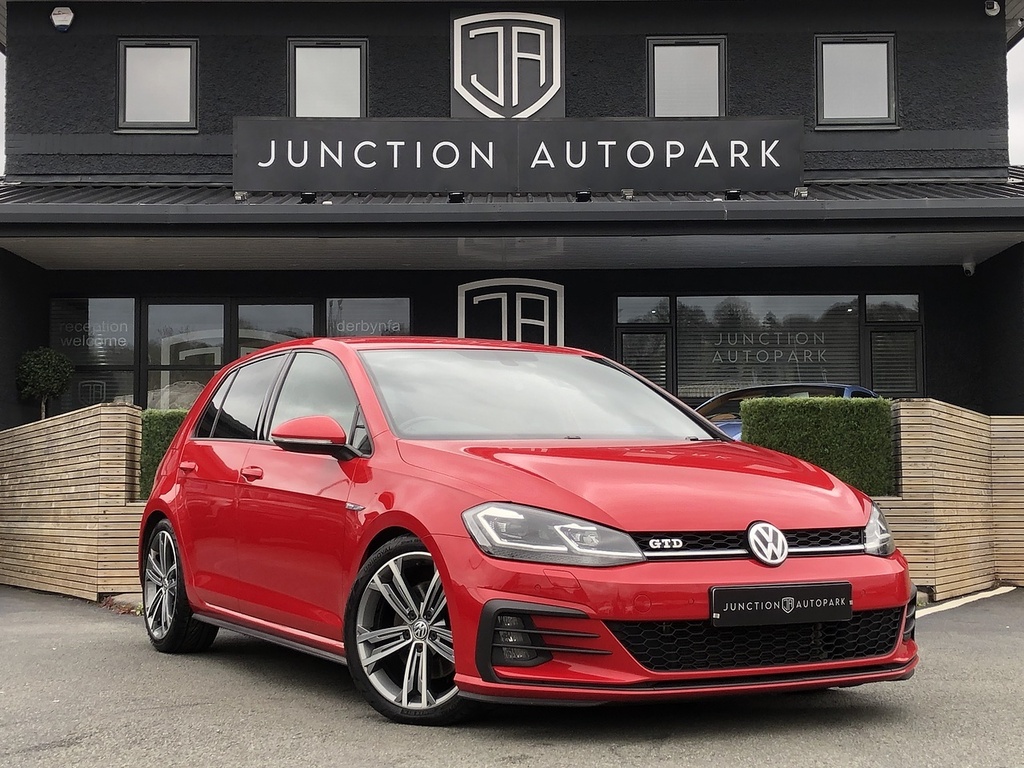Volkswagen Golf Tdi Gtd Red