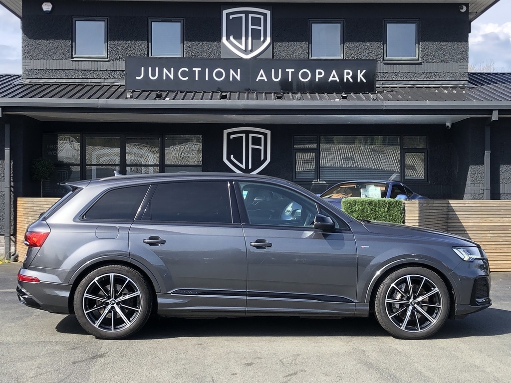 Audi Q7 Tdi V6 Black Edition YC20NLD Grey #5