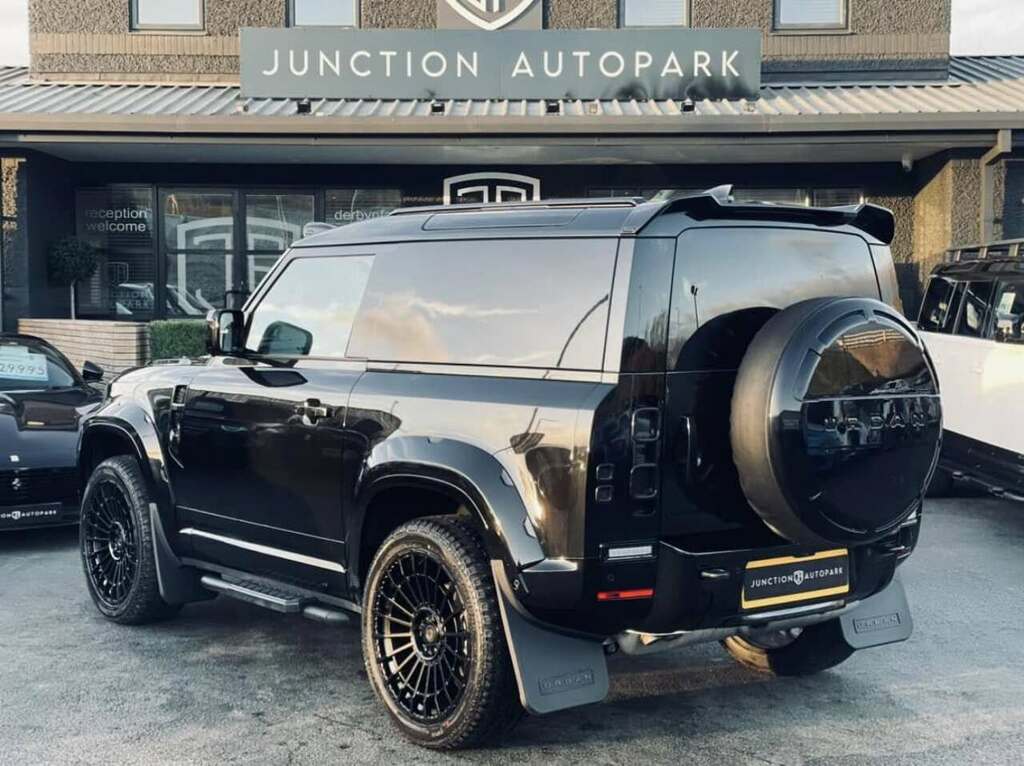 Land Rover Defender 90 D250 Mhev S V6TPA Black #3