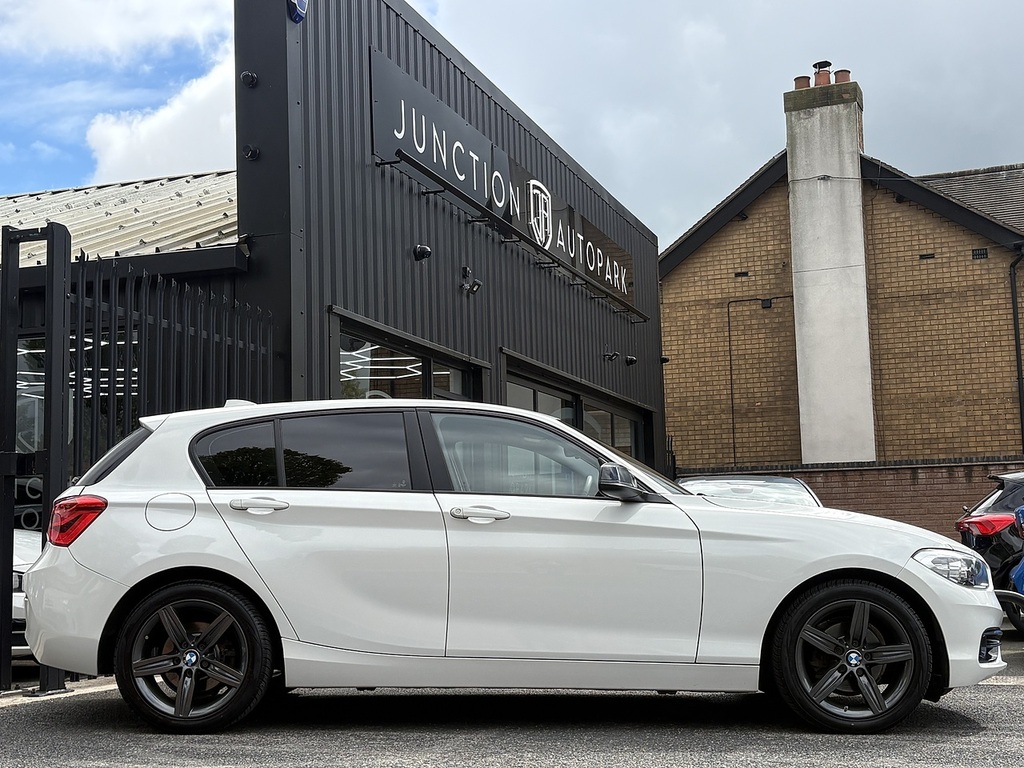 BMW 1 Series 116D Sport White #5