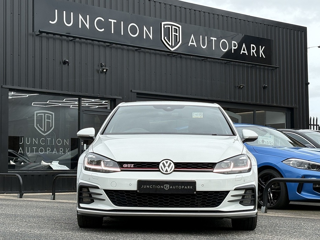Volkswagen Golf Tsi Gti Performance YW19UOO White #2