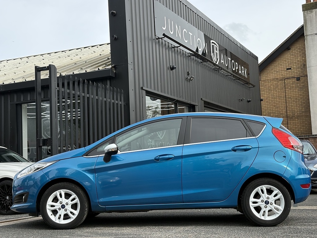Ford Fiesta T Ecoboost Zetec Blue Edition SG16RDN Blue #4