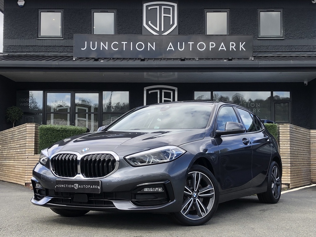 BMW 1 Series 118I Sport NX21OXW Grey #2