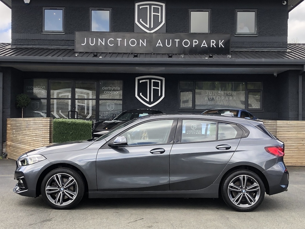 BMW 1 Series 118I Sport NX21OXW Grey #4
