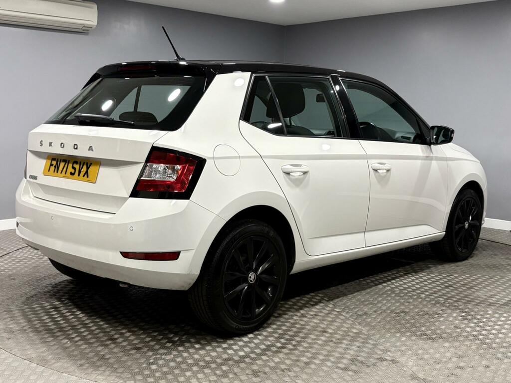 Skoda Fabia 1.0 Tsi Colour Edition Dsg Euro 6 Ss FN71SVX White #3