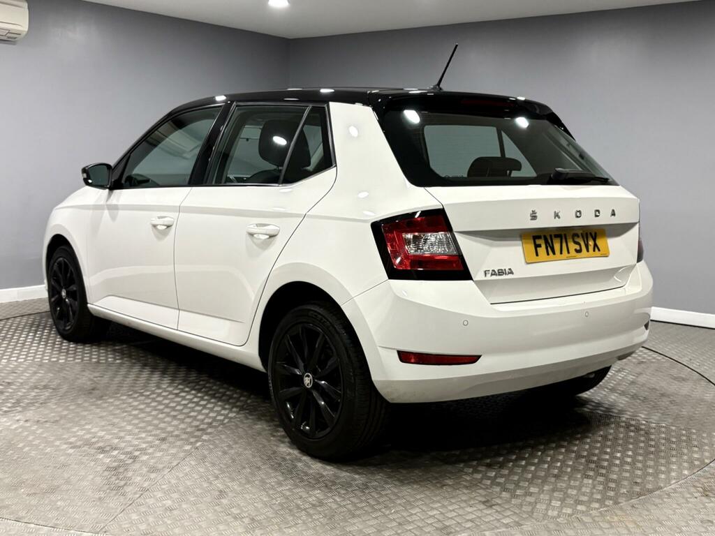Skoda Fabia 1.0 Tsi Colour Edition Dsg Euro 6 Ss FN71SVX White #5