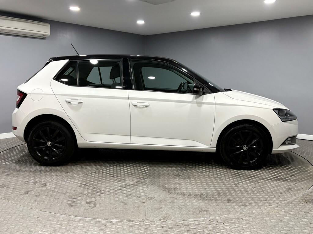 Skoda Fabia 1.0 Tsi Colour Edition Dsg Euro 6 Ss FN71SVX White #2