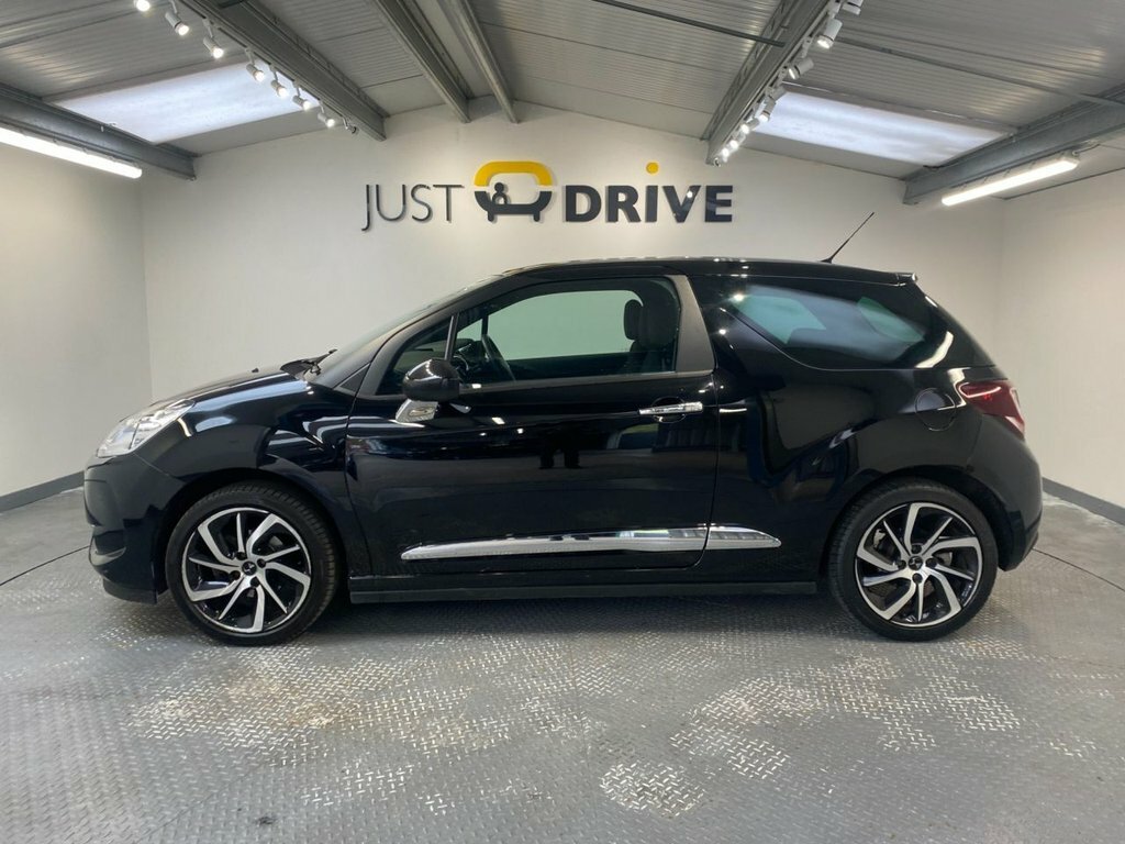 DS DS 3 1.2L Connected Chic Black #2