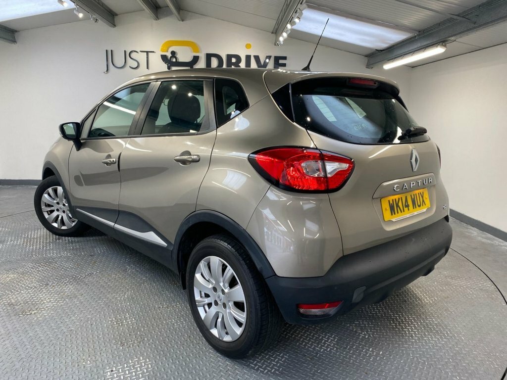 Renault Captur 1.5L Expression Convenience WK14WUX Beige #3