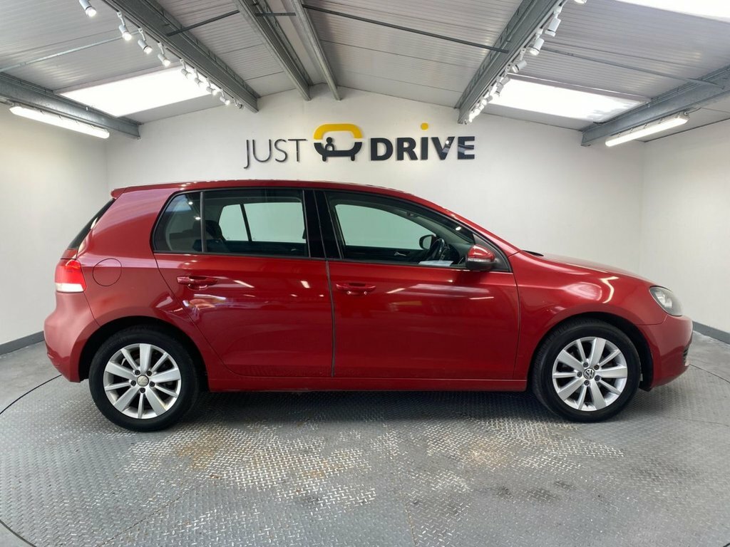 Volkswagen Golf 1.6L Match CV11WTC Red #6