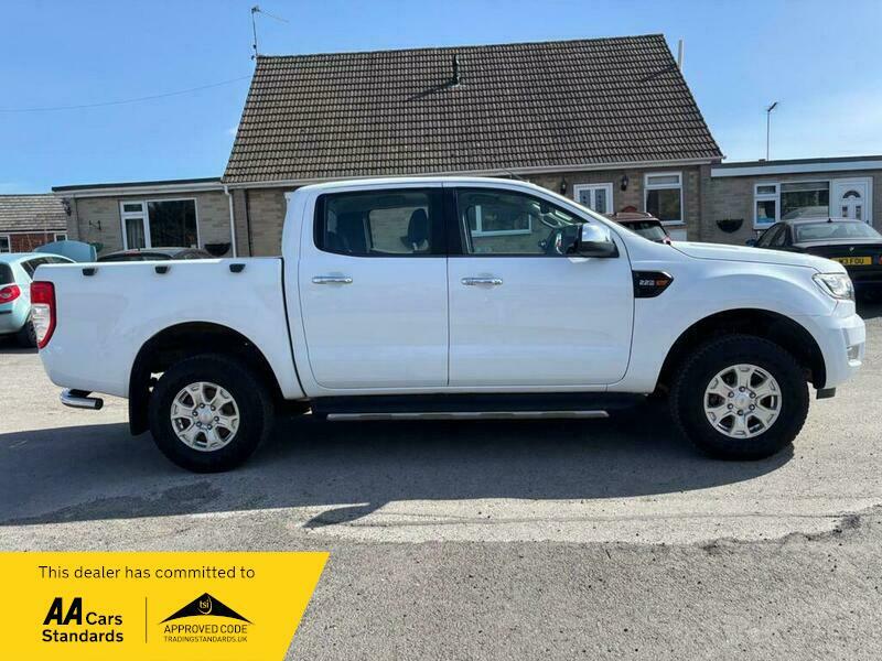 Ford Ranger Xlt 4X4 Dcb Tdci YS67SOA White #4