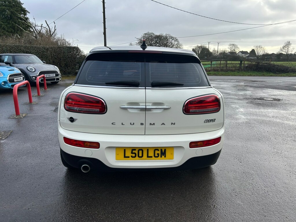 Mini Clubman 1.5 Cooper Classic 6Dr GJ70VWY White #4
