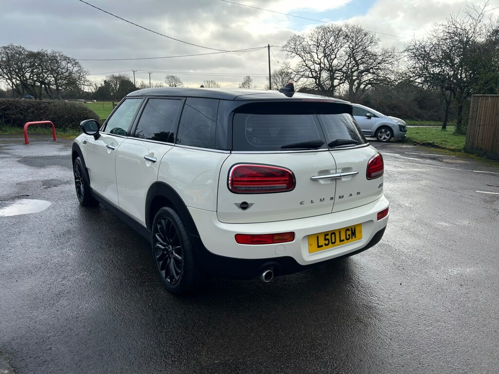Mini Clubman 1.5 Cooper Classic 6Dr GJ70VWY White #6