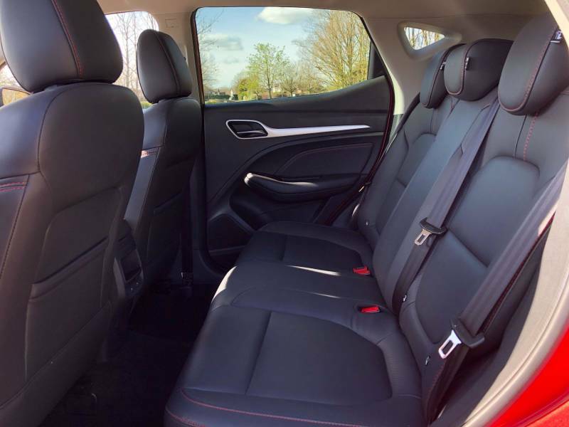 MG ZS 1.0T Gdi Exclusive Dct - 2024 73 YJ73SPB Red #4