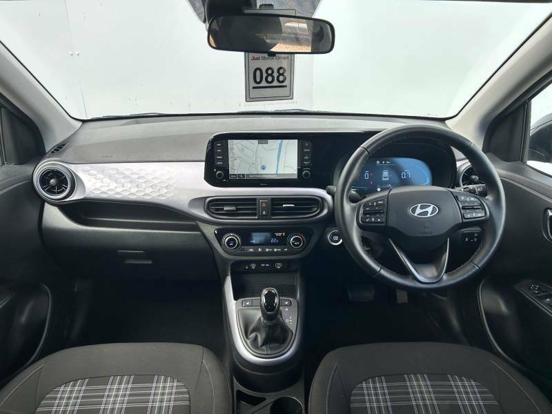 Hyundai I10 1.0 63 Premium Nav - 2025 25 EA25ZFZ Black #4