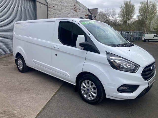 Ford Transit Custom Mpv White