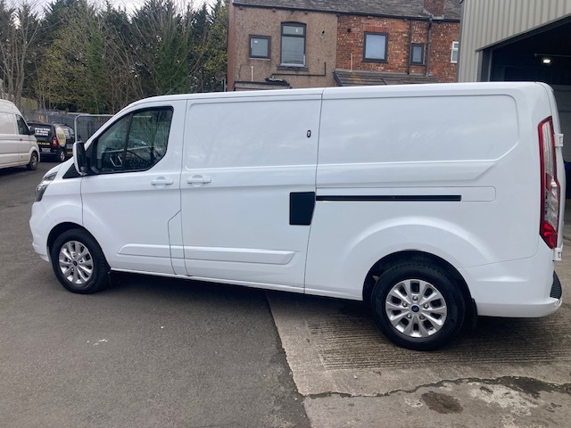 Ford Transit Custom Mpv MJ73CWV White #3