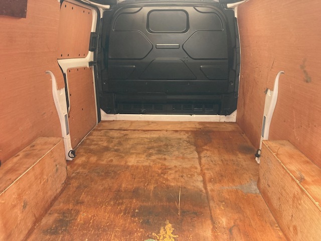 Ford Transit Custom Mpv MJ73CWV White #5