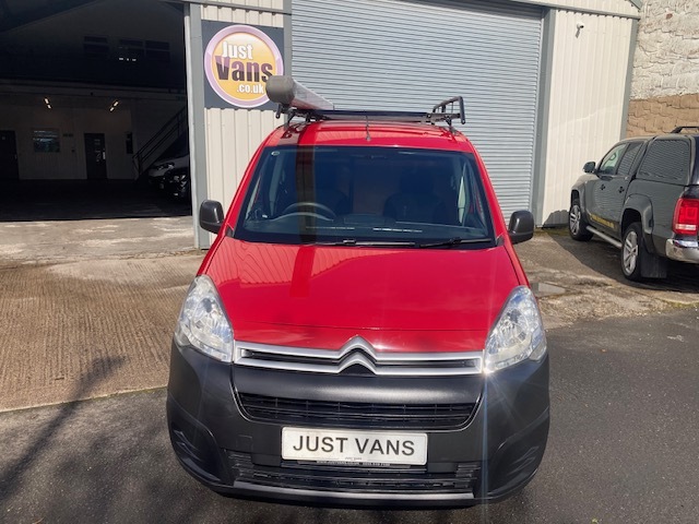 Citroen Berlingo Mpv FP17ZDJ Red #2