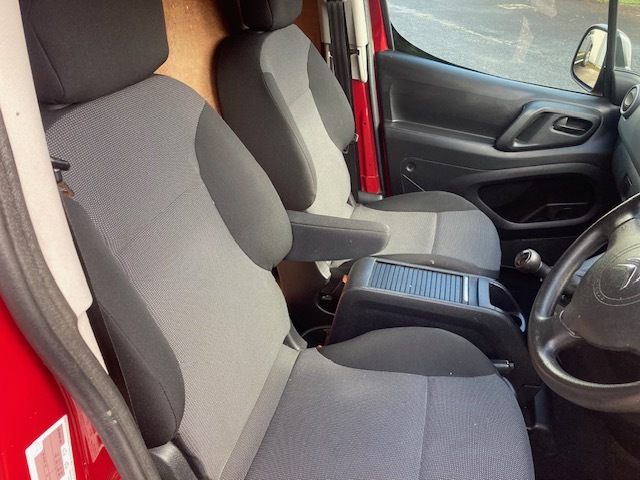 Citroen Berlingo Mpv FP17ZDJ Red #6