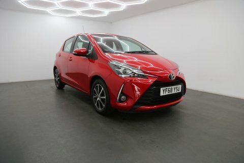 Toyota Yaris 1.5 Vvt-i Icon Red