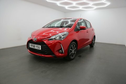 Toyota Yaris 1.5 Vvt-i Icon YF68YSU Red #3