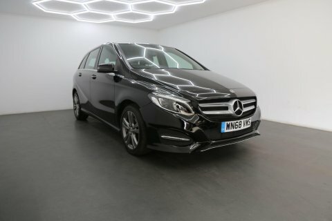 Mercedes-Benz B Class 1.6 B180 Exclusive Black